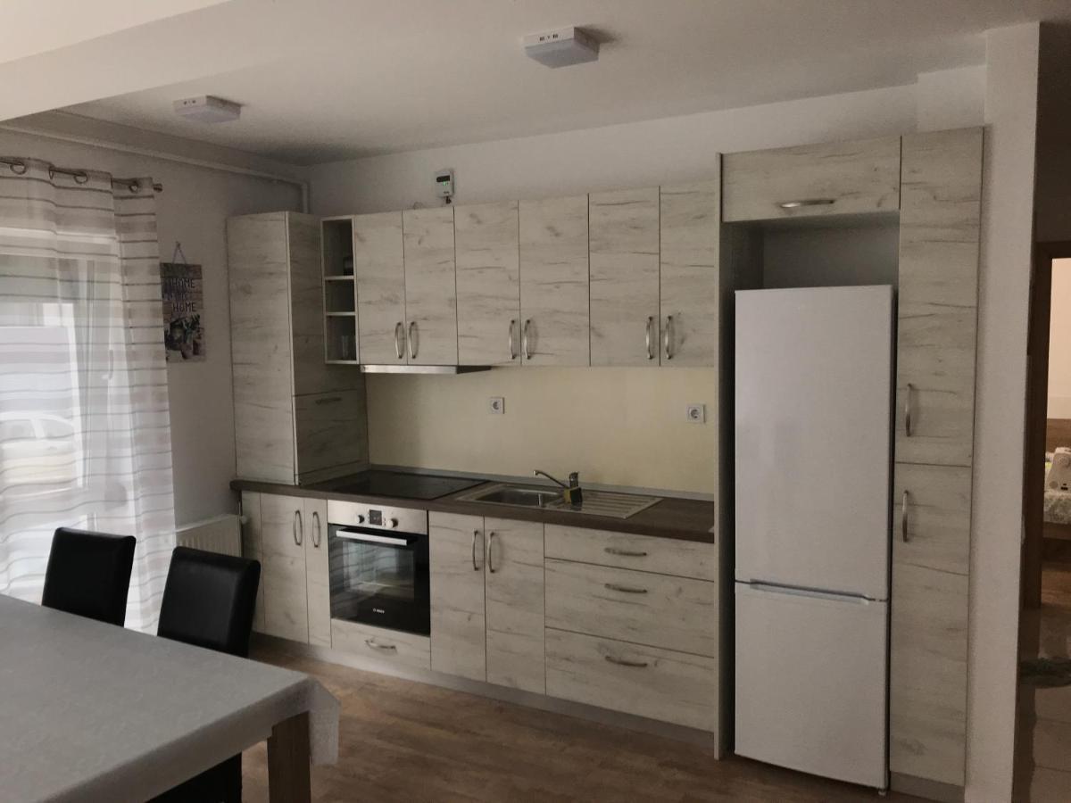R&S Apartment Cluj-Napoca Buitenkant foto